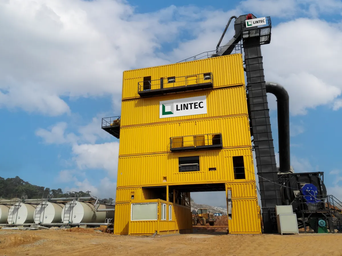 Centrale d’enrobage conteneurisée au Cameroun
